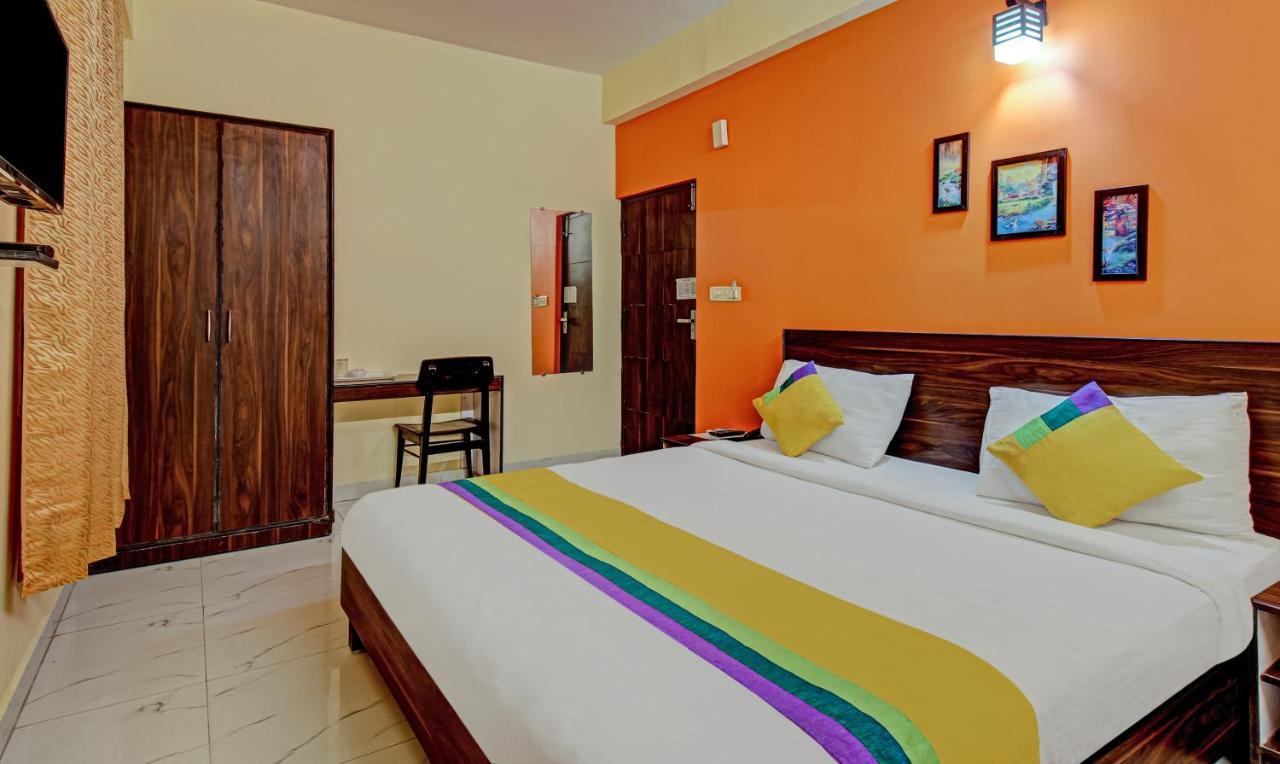 Itsy Hotels Royal Monarch Gorakhpur Exterior foto