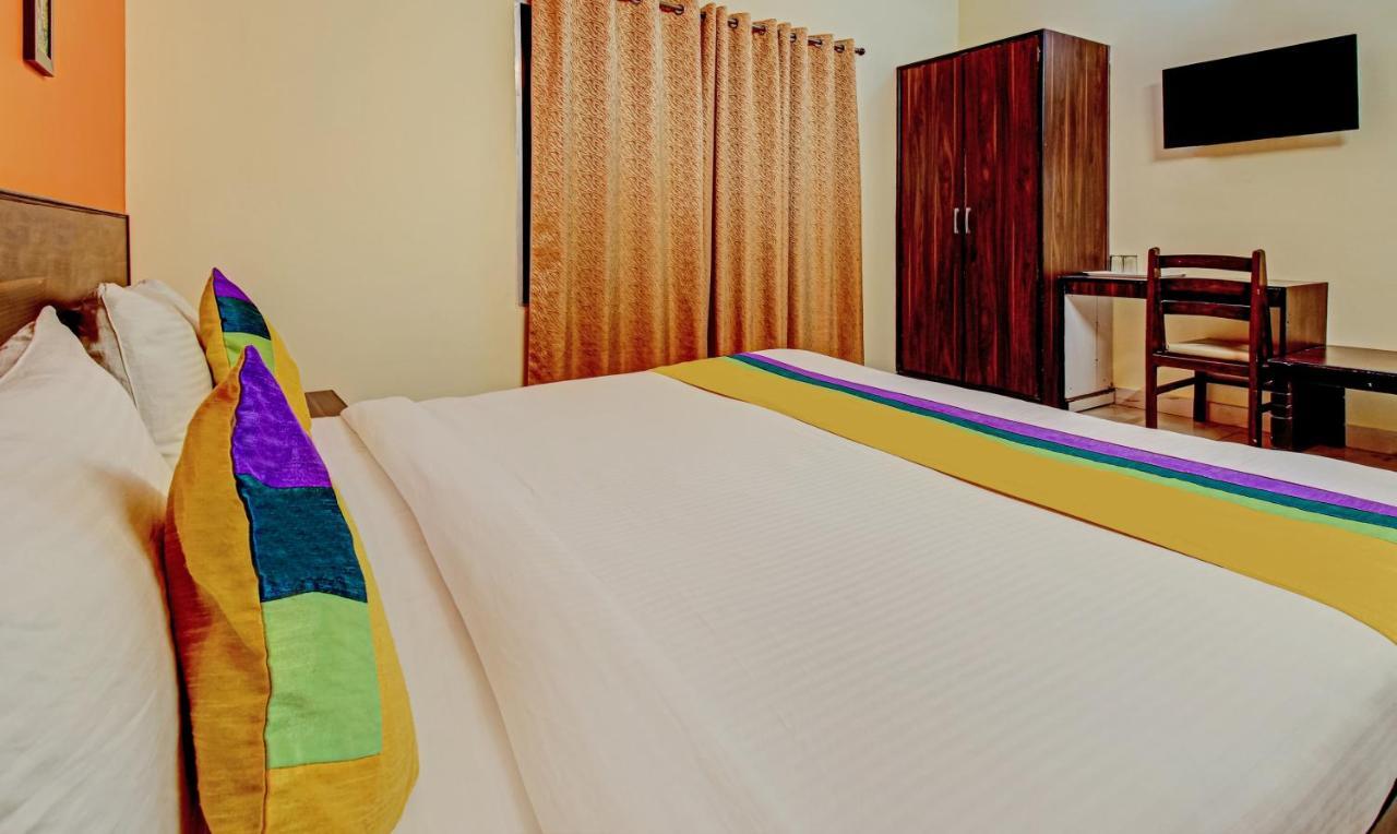Itsy Hotels Royal Monarch Gorakhpur Exterior foto