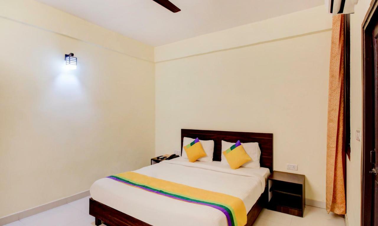 Itsy Hotels Royal Monarch Gorakhpur Exterior foto